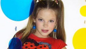 Así de grande está la niña que cantaba "Antes muerta que sencilla"