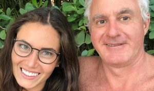 Pareja de doctor Vidal se refiere a su relación: "Me capturó inmediatamente"