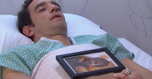 "Verdades ocultas": El particular chascarro de Nicolás Saavedra en escena de la muerte de Rafael