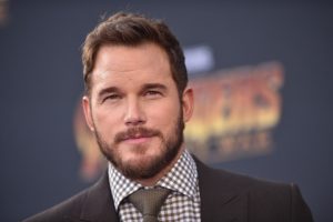 Chris Pratt publica osada foto para mostrar quemadura de sol en su espalda