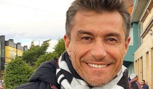 "Muy buenos días" festinó con look de Fernando Solabarrieta para el eclipse solar de 1994