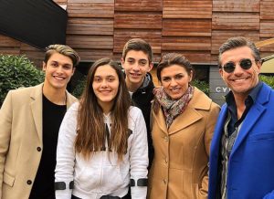 El clan Solabarrieta-Vergara selló pacto familiar con emotivo tatuaje