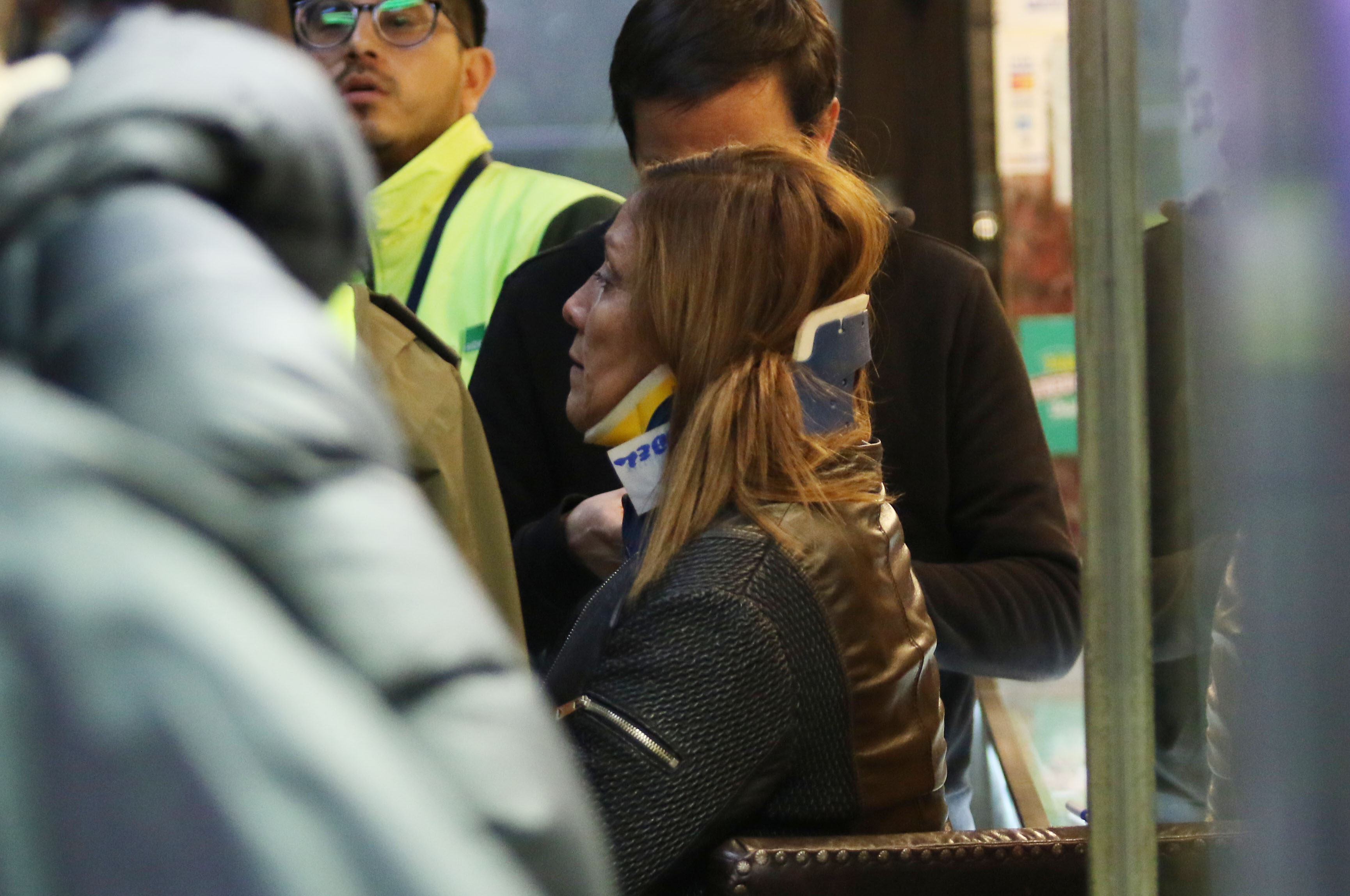 cinco lesionados de 14 personas dejó la caída de dos ascensores en Santiago Centro 