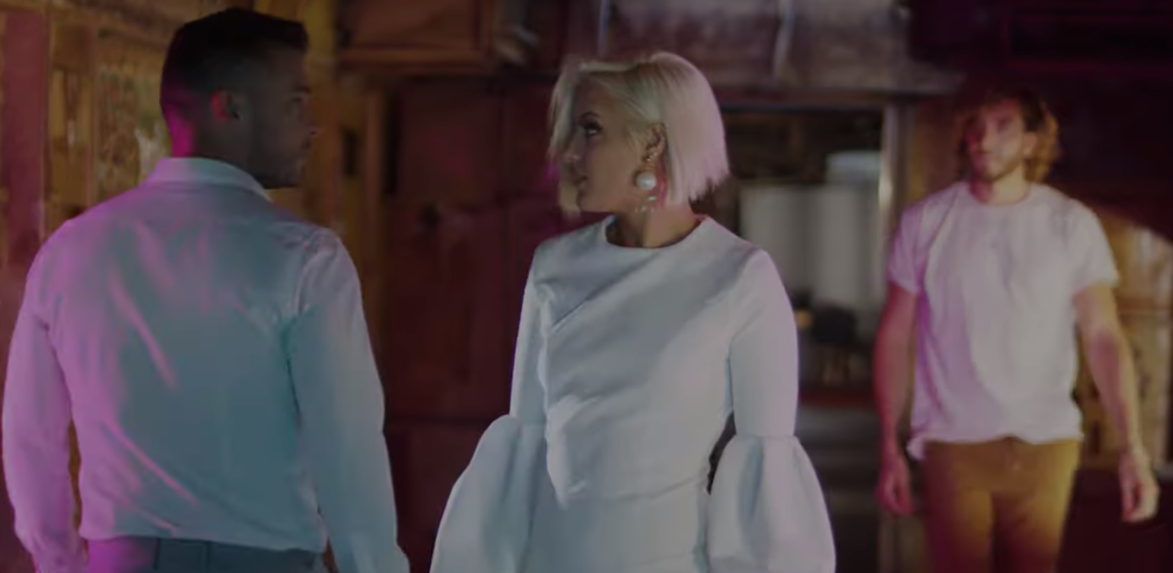 Revisa el nuevo videoclip de Fede Farrell protagonizado por Tere Kuster y Gabriel Martina