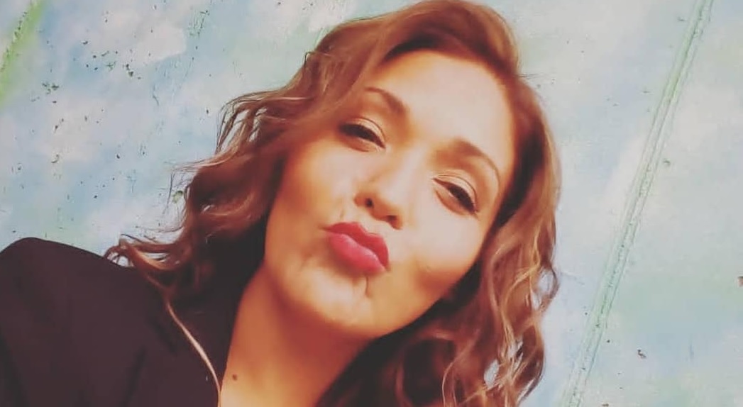 "Totalmente coqueta": Kathy Orellana lució su figura con sensual video