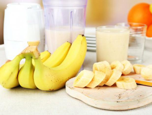 Descubre cómo alisar pelo con este truco de plátano — FMDOS