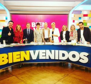 Conoce a la nueva panelista del matinal 'Bienvenidos'