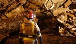 Revelan la identidad de 2 de las 6 víctimas fatales por derrumbe en Valparaíso