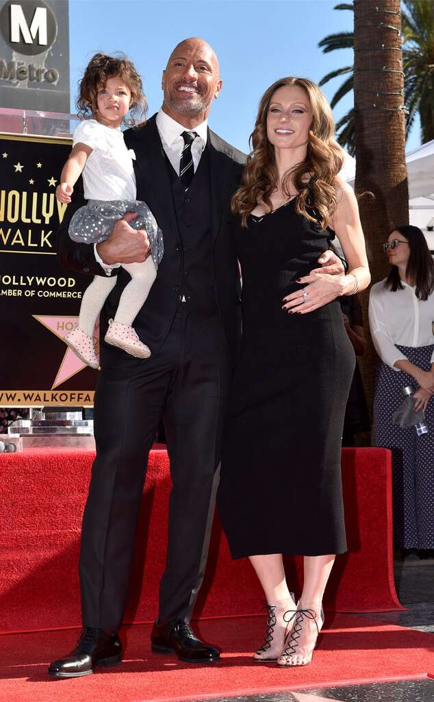 el actor la 'roca' dwayne johnson y Lauren hashian