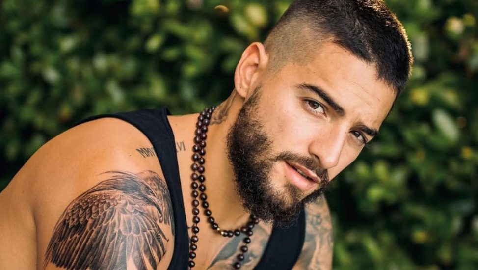 Maluma recibió el 2020 con radical cambio de look — FMDOS