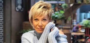 ¡Cumplió con su palabra! Raquel Argandoña tuvo bello gesto con señora con baja pensión