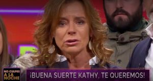 Así fue la emotiva despedida de Kathy Salosny en "No culpes a la noche"