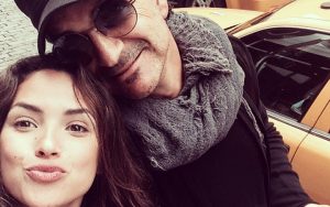 Hija de Ricardo Arjona se casó y sorprendió con bella petición a sus invitados