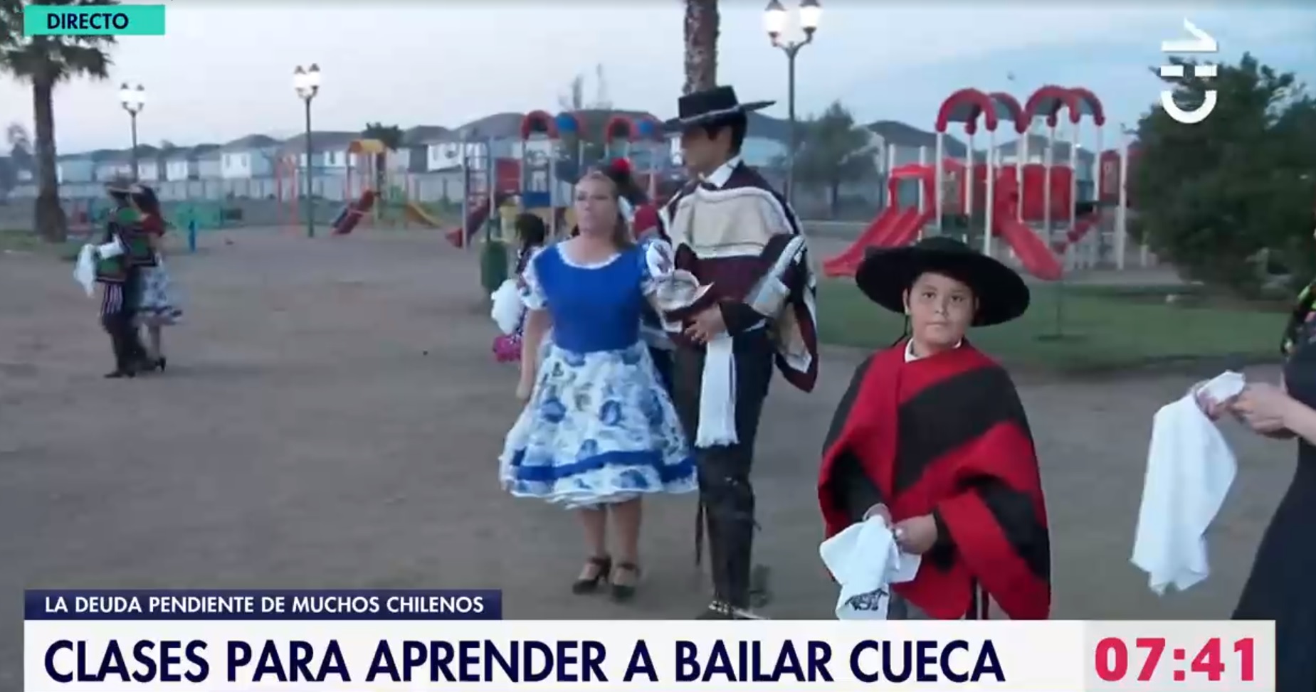 "Carlitos...": El 'fail' que sacó risas en despacho en vivo del noticiero de CHV