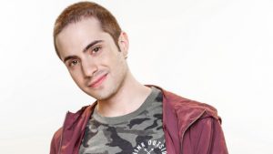 Actor de "Amor a la Catalán" respondió a críticas por fotografiarse con maquillaje