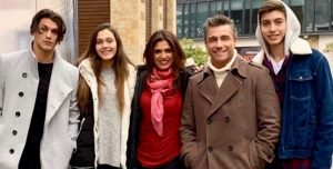 Hija de Ivette Vergara y Fernando Solabarrieta se luce en bikini