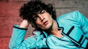 Actor de 'Élite' Jorge López sobre situación en Chile: 'No quiero que siga muriendo gente'