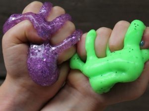 ¿Cómo preparar un slime en tu propia casa para tus niños?