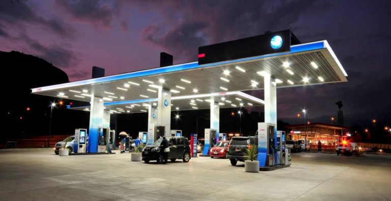 Copec desmiente cierre de sus estaciones para este lunes a las 17:30 horas
