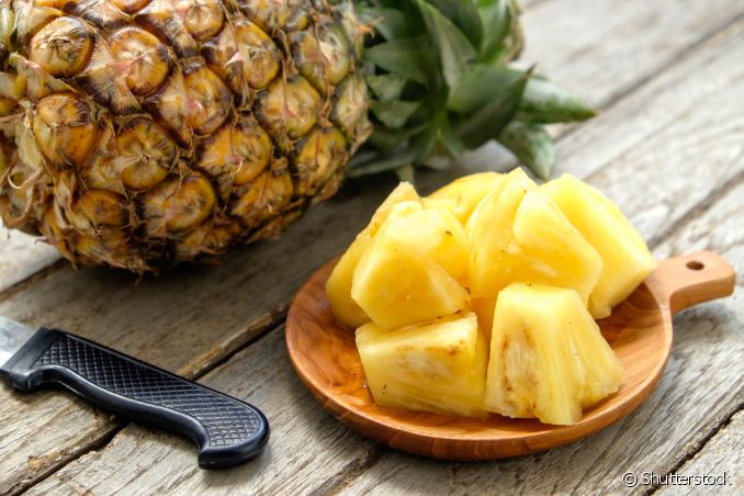 la piña es ideal por su alto contenido de vitaminas