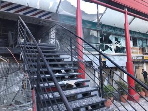 Bombazo en comuna de La Florida provocó fuga de gas