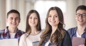 Según encuesta Injuv los jóvenes quieren tener su primer hijo a los 29 años