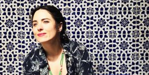 ¡Ya es mamá! Soledad Cruz presentó a su hijo recién nacido apoyando las manifestaciones