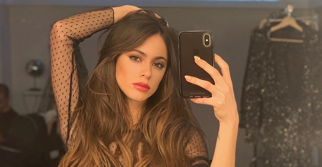 ¿Qué? Video de Tini Stoessel se hizo viral por estar cantando rodeada de cucarachas