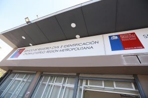 Incendio afectó a las oficinas del Registro Civil de Lo Espejo