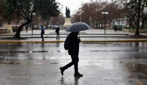 Se pronostica lluvia y tormenta eléctrica después del calor en la zona central