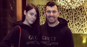 Cristina Morales, pareja de Gary Medel, sufrió doloroso accidente doméstico