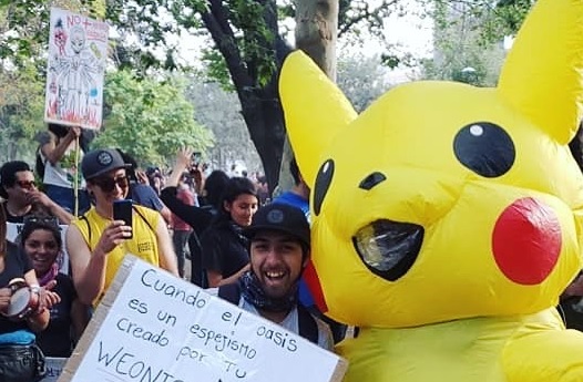 Giovanna Grandon, la mujer detrás del famoso corpóreo "Baila Pikachu"