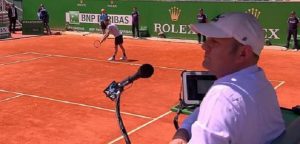 "Eres muy sexy": ATP suspendió a juez de silla por indignante acoso a niña recogepelotas