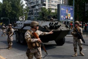 Levantan los toques de queda en las principales ciudades de Chile