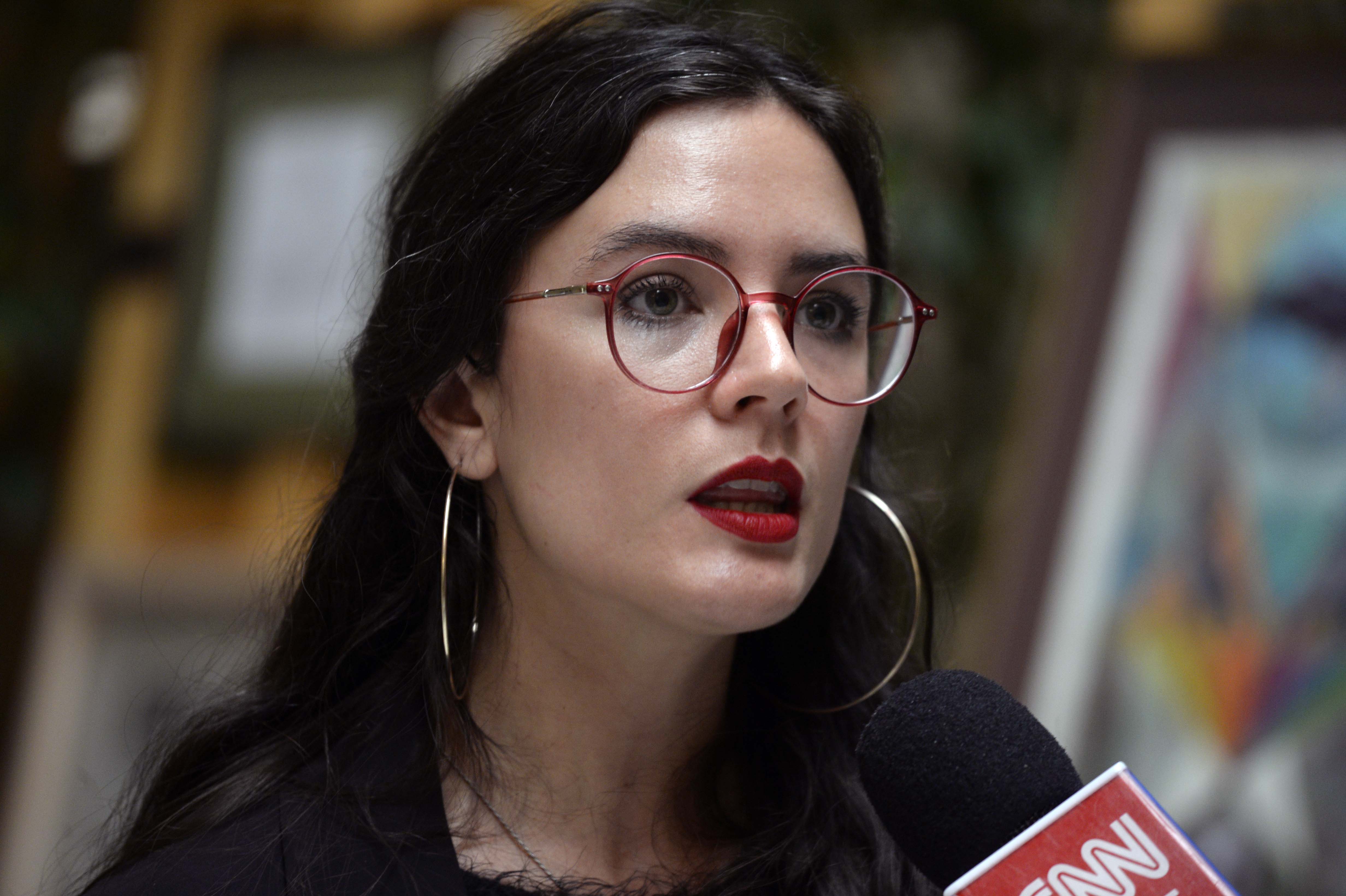 Camila Vallejo desmiente panfleto entregado a vecinos de La Florida