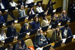 Cámara de Diputados aprueba proyecto para reducir dieta parlamentaria