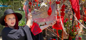 Vocalista de "Garbage" participó de manifestación en Santiago