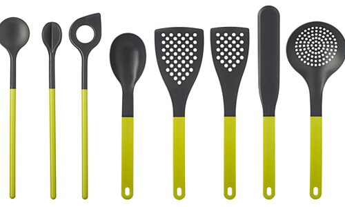 Algunos riesgos de cocinar a altas temperaturas con utensilios de plástico