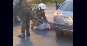 Detienen a hombre que disparó en la manifestación de Portal La Dehesa