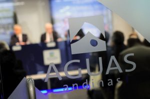 Tarifas de Aguas Andinas bajarán un 1% a partir del 2020