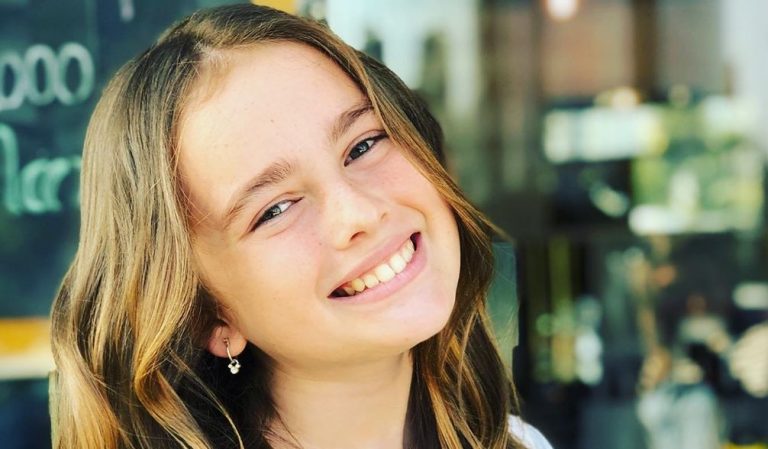 ¡Bellas! Actriz Giulia Inostroza posa junto a su madre