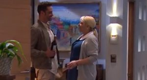 Actitud coqueta de Lidia con Ricardo en 'Verdades ocultas' generó risas