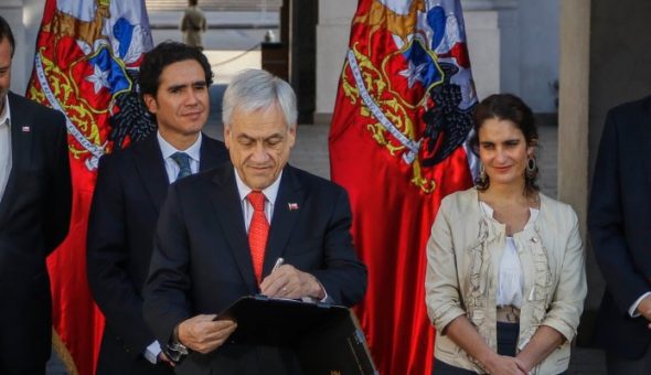 Piñera anunció que visitará a civiles heridos