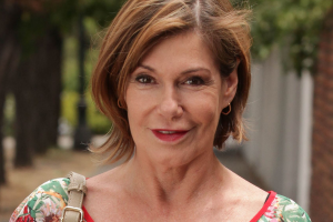 Coca Guazzini regresa a Canal 13 tras 36 años: participará en "La torre de Mabel"