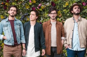 Morat en FMDOS: Conversamos de una posible colaboración con Cami y su concierto en Chile