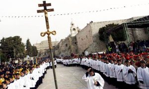 Miles de peregrinos celebraron la Nochebuena en Belén