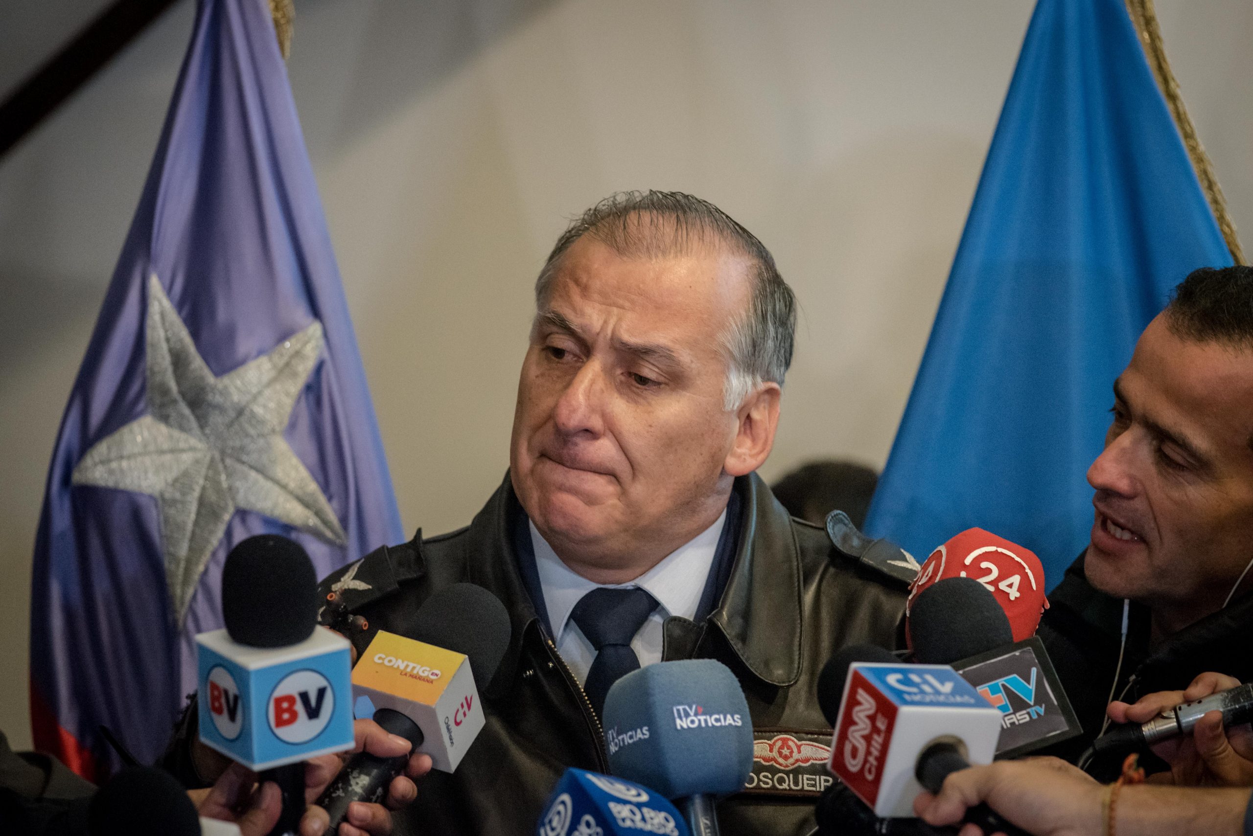 FACh informa hallazgo de restos de un avión en el marco de la búsqueda del Hércules C-130