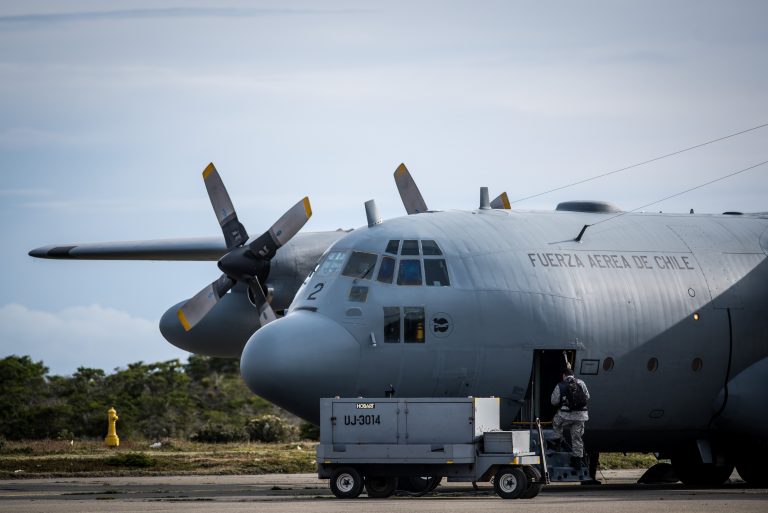 FACh y su informe sobre avión siniestrado: "Es prácticamente imposible que existan sobrevivientes"