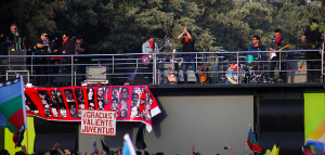 El regreso de Los Bunkers en masiva convocatoria por los DDHH en la Plaza Italia