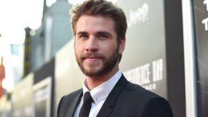 Con estas fotografías Liam Hemsworth confirmó su nuevo romance